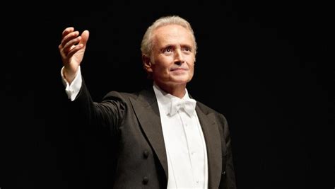 Musikholics - José Carreras: Tenor and Famous Opera Singer