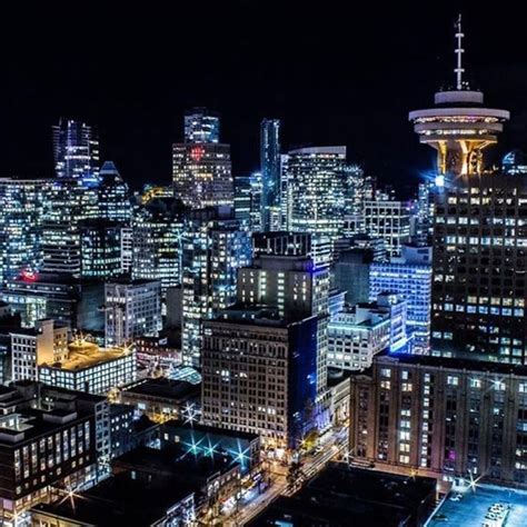 Vancouver by night | Vancouver canada photography, Vancouver skyline ...