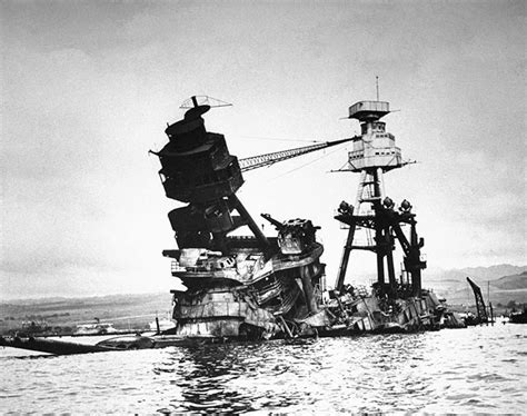 Rare Historical Photos from the aftermath of the Pearl Harbor Attack, 1941