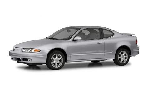 2004 Oldsmobile Alero Reviews, Specs, Photos