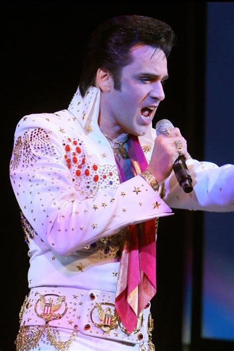 Las Vegas Elvis Impersonator | Scarlett Entertainment