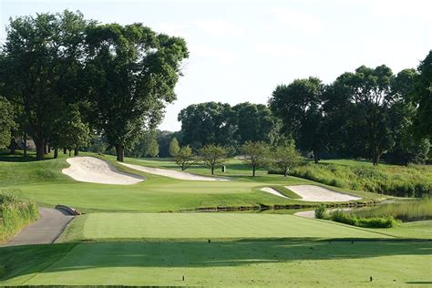 Butterfield Country Club (Oak Brook, Illinois) | GolfCourseGurus