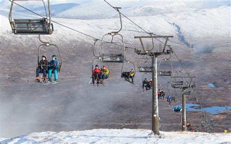 Glencoe Mountain Resort Chairlift - Discover Glencoe