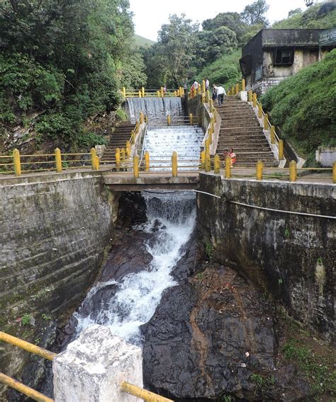 Honnammana Halla Waterfalls (Chikamagalur) - Alles wat u moet weten ...