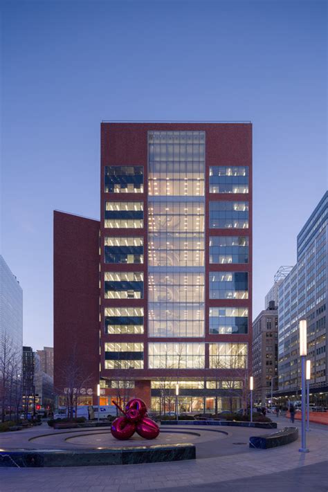 Fiterman Hall, Borough of Manhattan Community College, City University of New York | Pei Cobb ...