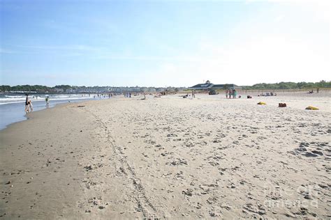 Narragansett RI - Beach Photograph by Bonnie Carter - Fine Art America