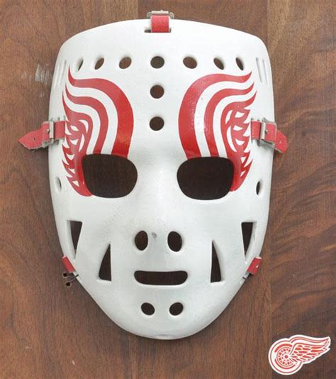 Jim Rutherford Style Goalie Mask from late 1970s | HockeyGods