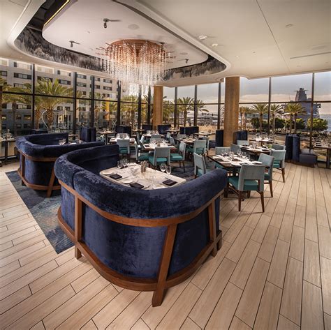 Del Frisco’s Double Eagle Steakhouse: A Prime Destination — Ranch & Coast Magazine