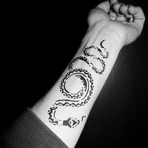 Tatouage serpent Maori | Tattoos | Pinterest | Tatoo, Maori and Tattoo