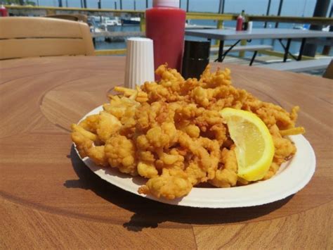 10 Best Fried Clam Strips in New England - New England Today