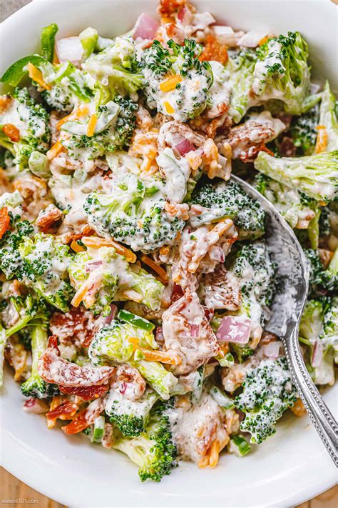 Creamy Broccoli Salad Recipe with Bacon – Broccoli Salad Recipe — Eatwell101