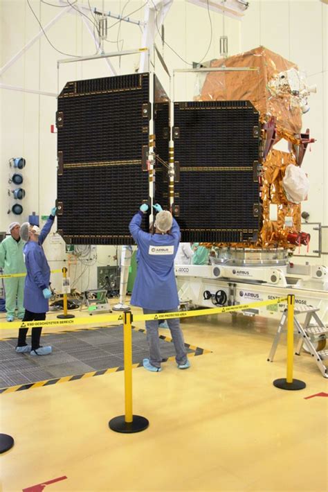 ESA - Working on the solar wing