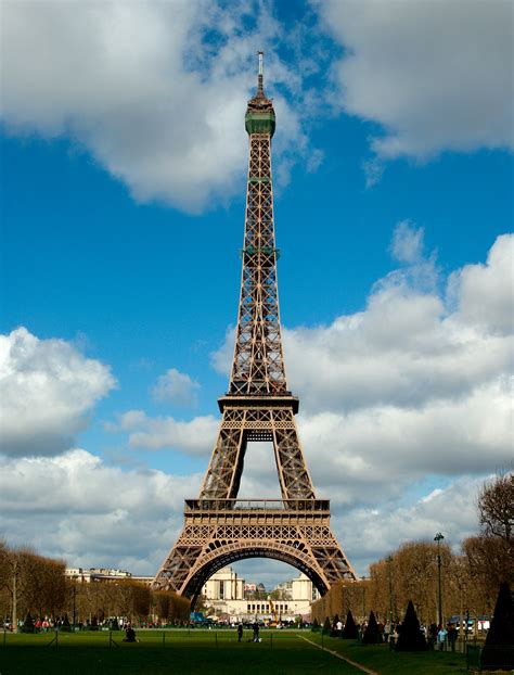 File:Paris, France March.jpg - Wikimedia Commons