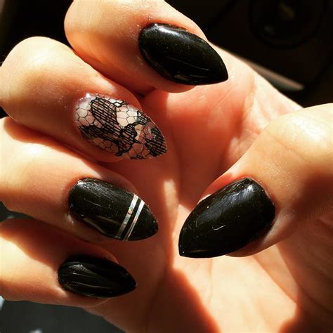 28+ Black Stiletto Nail Art Designs , Ideas | Design Trends - Premium PSD, Vector Downloads