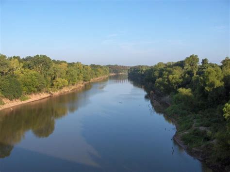 Getting squashed while taking pictures of the Brazos River