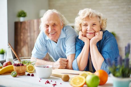 Top 10 myths regarding nutrition for seniorsTop 10 myths regarding ...