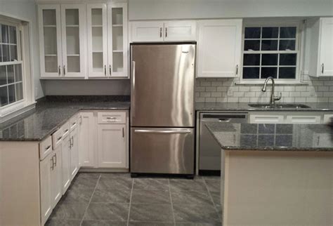 New Caledonia Granite Countertops (Pictures, Cost, Pros and Cons)