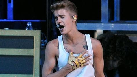 Justin Bieber cancels concert | twcnews