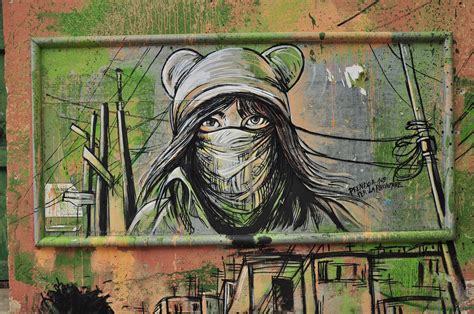 Download Artistic Graffiti Wallpaper