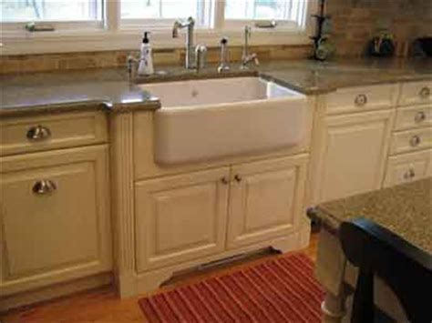 Pictures Of Kitchens With Farmhouse Sinks