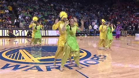 Bhangra Empire @ NBA Halftime Show (Warriors vs. Knicks) 2013 - YouTube