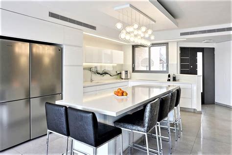 Modern-kitchen-island-lighting REFLECTION MOON Contemporary-large-kitchen-island Pendant ...