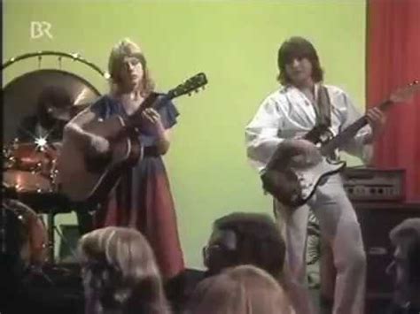 Heart - Magic man live 1976 - YouTube