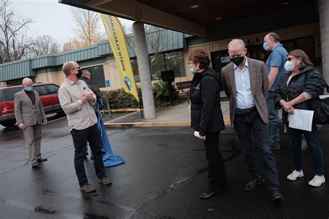 Milwaukie Community Center celebrates name change, affirms commitment ...