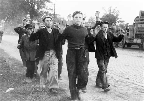 [Photo] Polish civilians arrested by German troops during the invasion, Sep 1939 | World War II ...