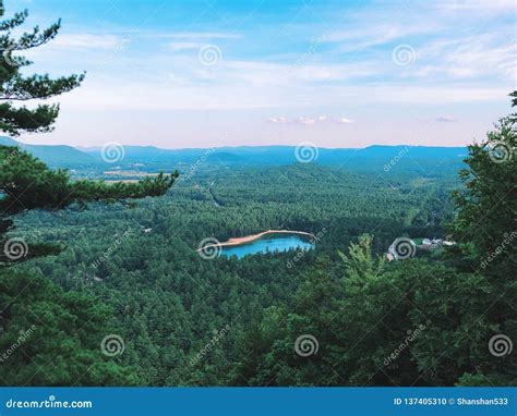 Echo Lake State Park Summer View from Cathedral Ledge Stock Photo ...