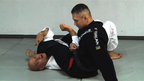 My Bread and Butter Armbar Escape | Jiu jitsu videos, Jiu jitsu techniques, Jui jitsu