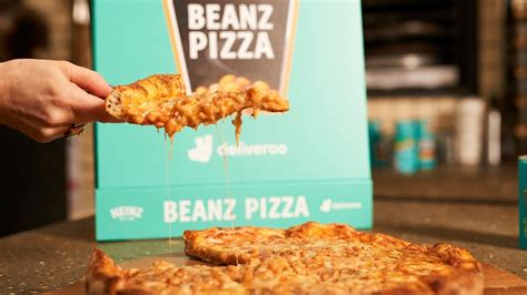 Heinz’s Beanz Pizza is Back From the ’90s and Now It’s Vegan | LIVEKINDLY