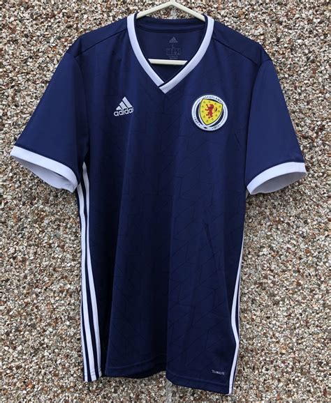 Scotland Home football shirt 2018 - 2019.