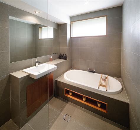 Contemporary bathroom renovation - Completehome