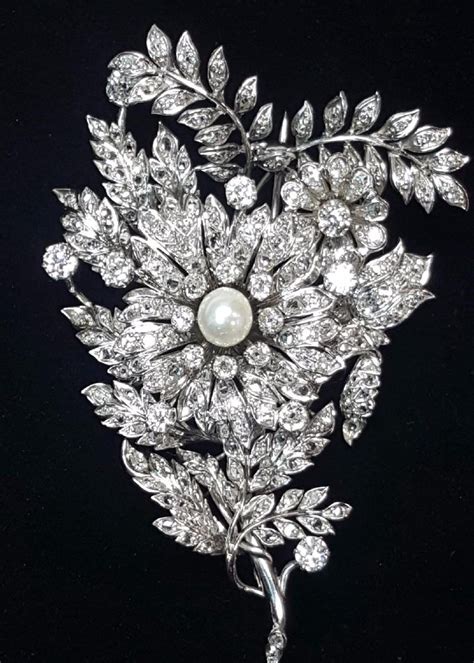 Platinum 9.30ctw Pearl and Diamond Brooch - Dec 16, 2017 | 1 Great Deal ...