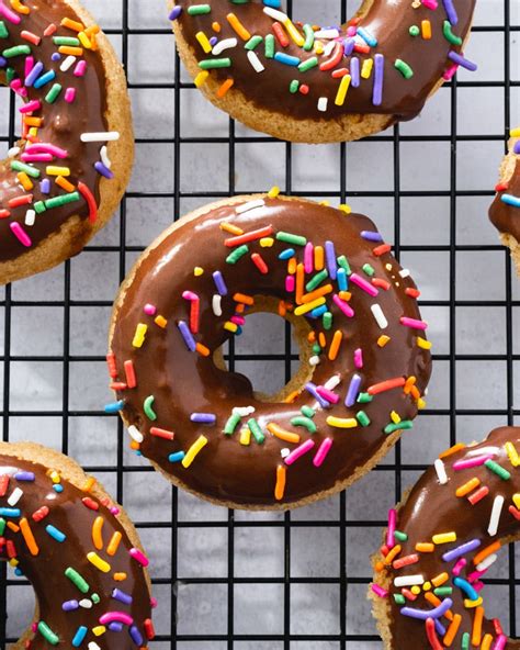 Easy Chocolate Glaze (for Donuts, Cake & More!) – A Couple Cooks