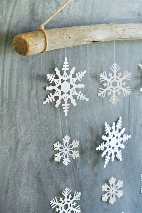 Simple Snowflake Wall Hanging Winter Decor