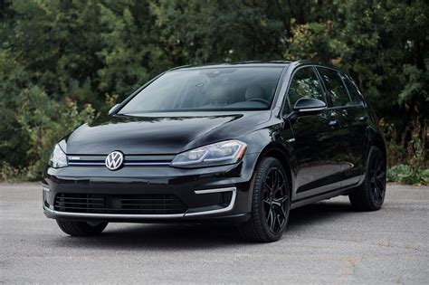 Best Electric Cars 2019 Nomination: Volkswagen e-Golf - Motor Illustrated