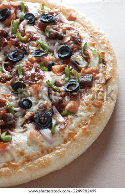 Super Supreme Pizza Loaded Pepperoni Seasoned Stock Photo 2249982499 ...