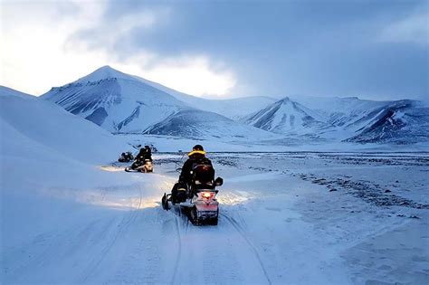 Svalbard in Winter: Things to Do & Essential Travel Tips