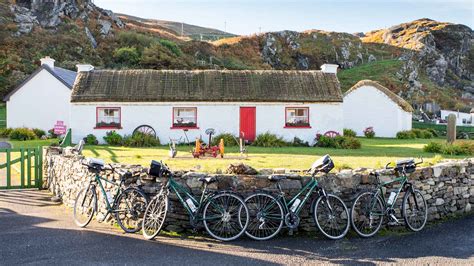 A Guide To Visiting Glencolmcille Folk Village In Donegal