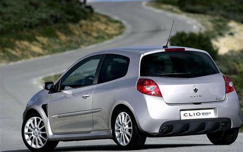 Renault Clio Sport Photos and Specs. Photo: Clio Sport Renault usa and 26 perfect photos of ...