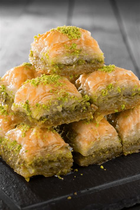 25 Best Turkish Desserts - Insanely Good