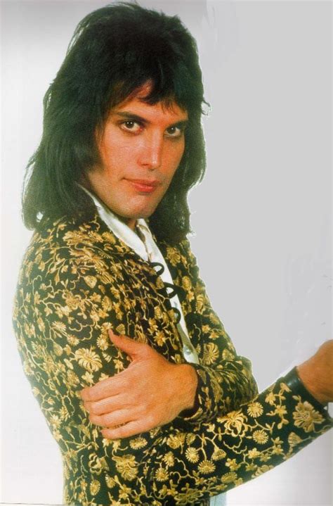 40 Fabulous Vintage Photographs of a Young Freddie Mercury in the 1970s ~ Vintage Everyday