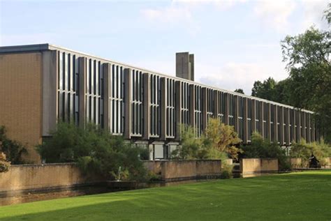 Step Onto the Modernist Campus of St. Catherine’s College at Oxford ...