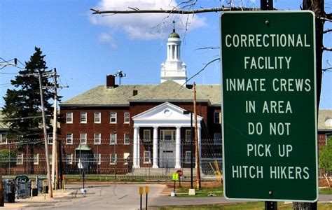 Disturbing Report Finds New York's Female Prisoners Illegally Shackled ...