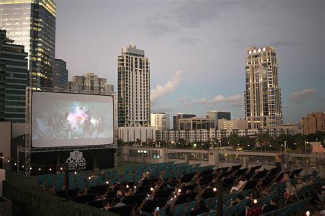 BLVD Place - Houston - Rooftop Cinema Club