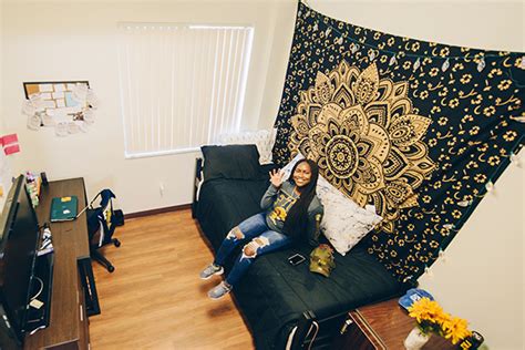 Choose Your Room | FIU Housing and Residential Experience