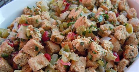 Gourmet Girl Cooks: Grain Free Stuffing Bread Cubes -- To Use In Your Favorite Stuffing Recipe