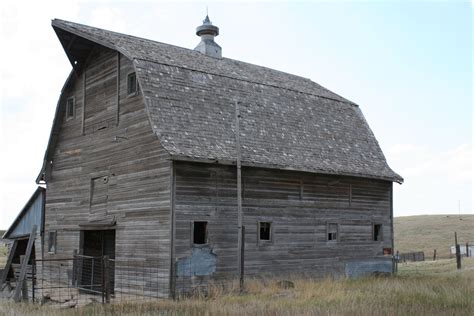 Pin by Linda David on Photography | Old barns, Barn, Abandoned